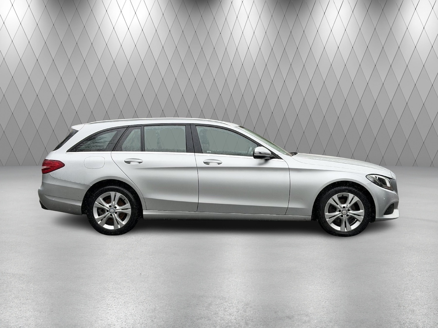 Used Mercedes-Benz C Class 2016 for sale - 77487089: Photo 5