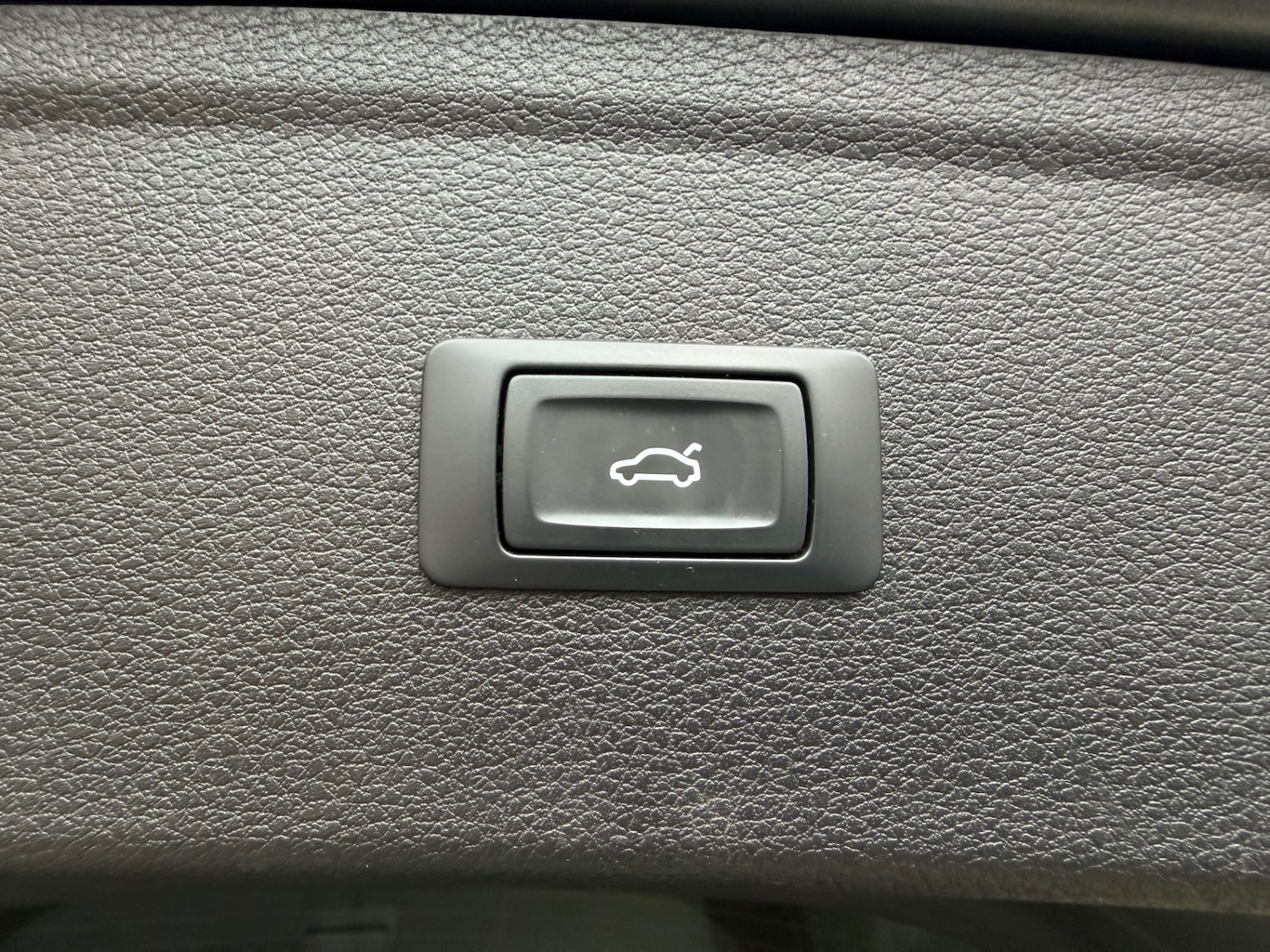 Used Audi Q5 2018 for sale - 77460045: Photo 37