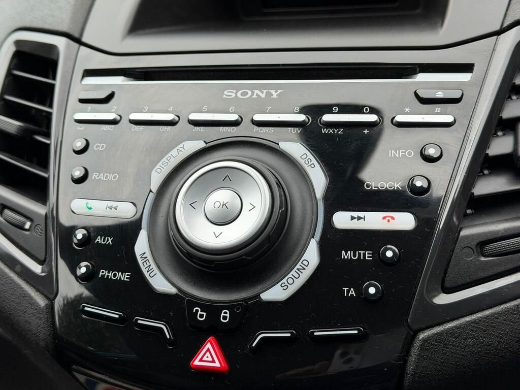 Used Ford Fiesta 2013 for sale - 77669090: Photo 14