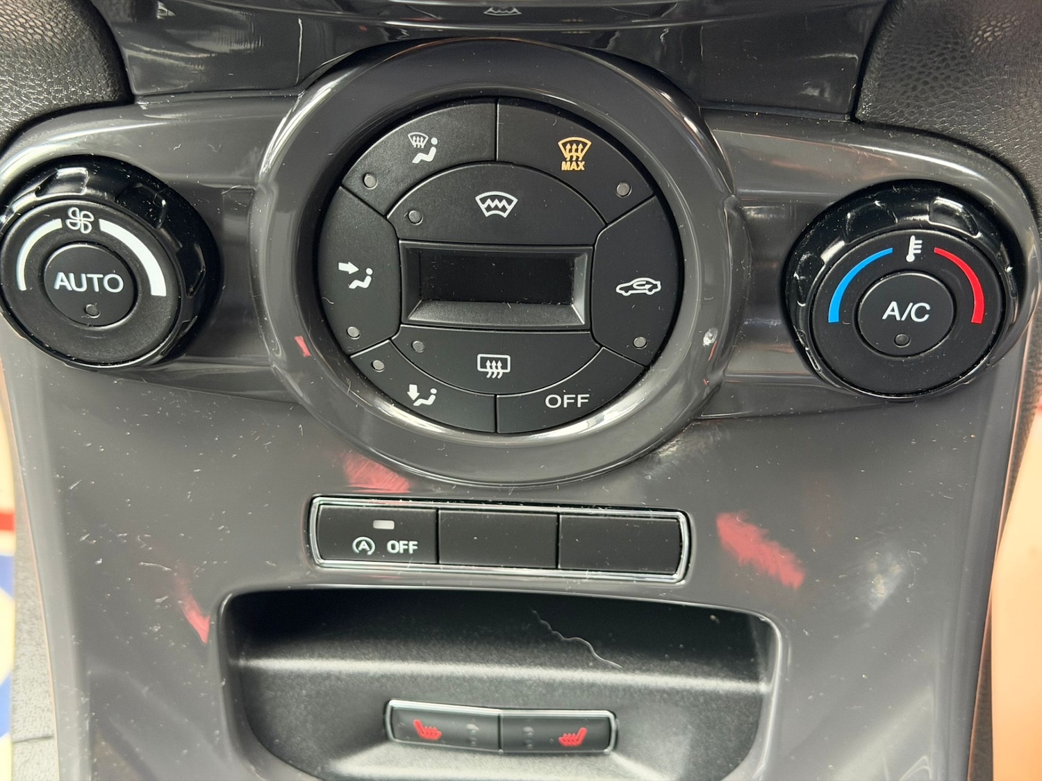 Used Ford Fiesta 2013 for sale - 77618438: Photo 14