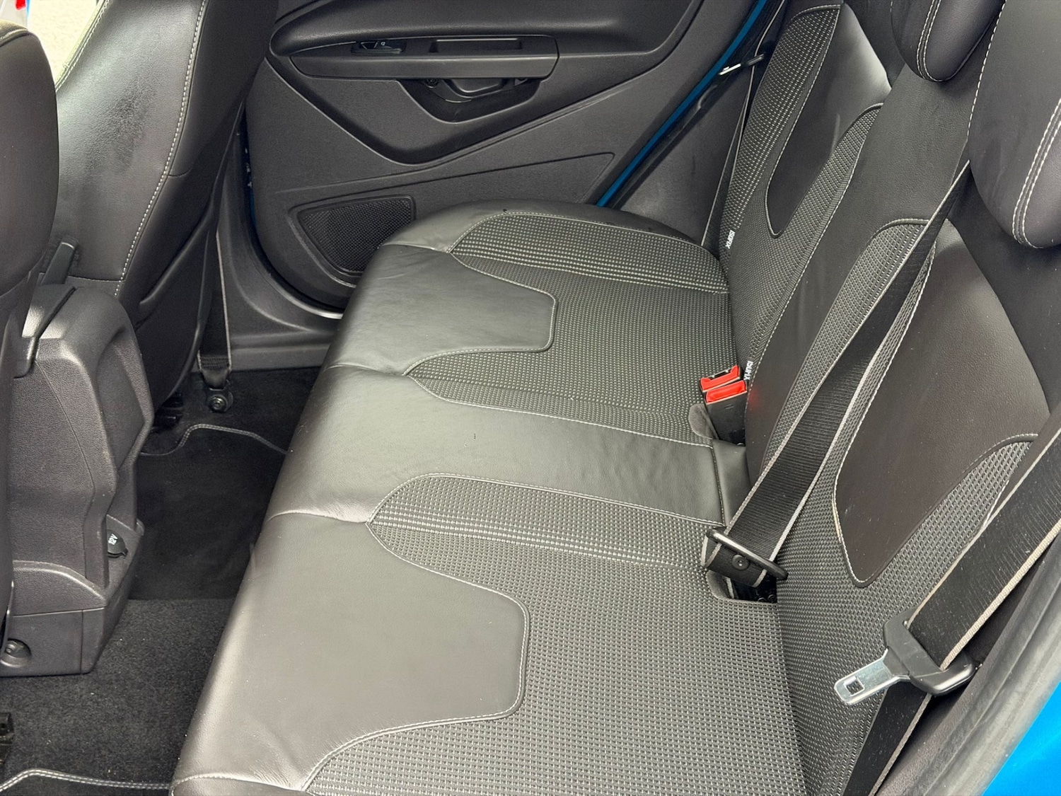 Used Ford Fiesta 2013 for sale - 77618438: Photo 28