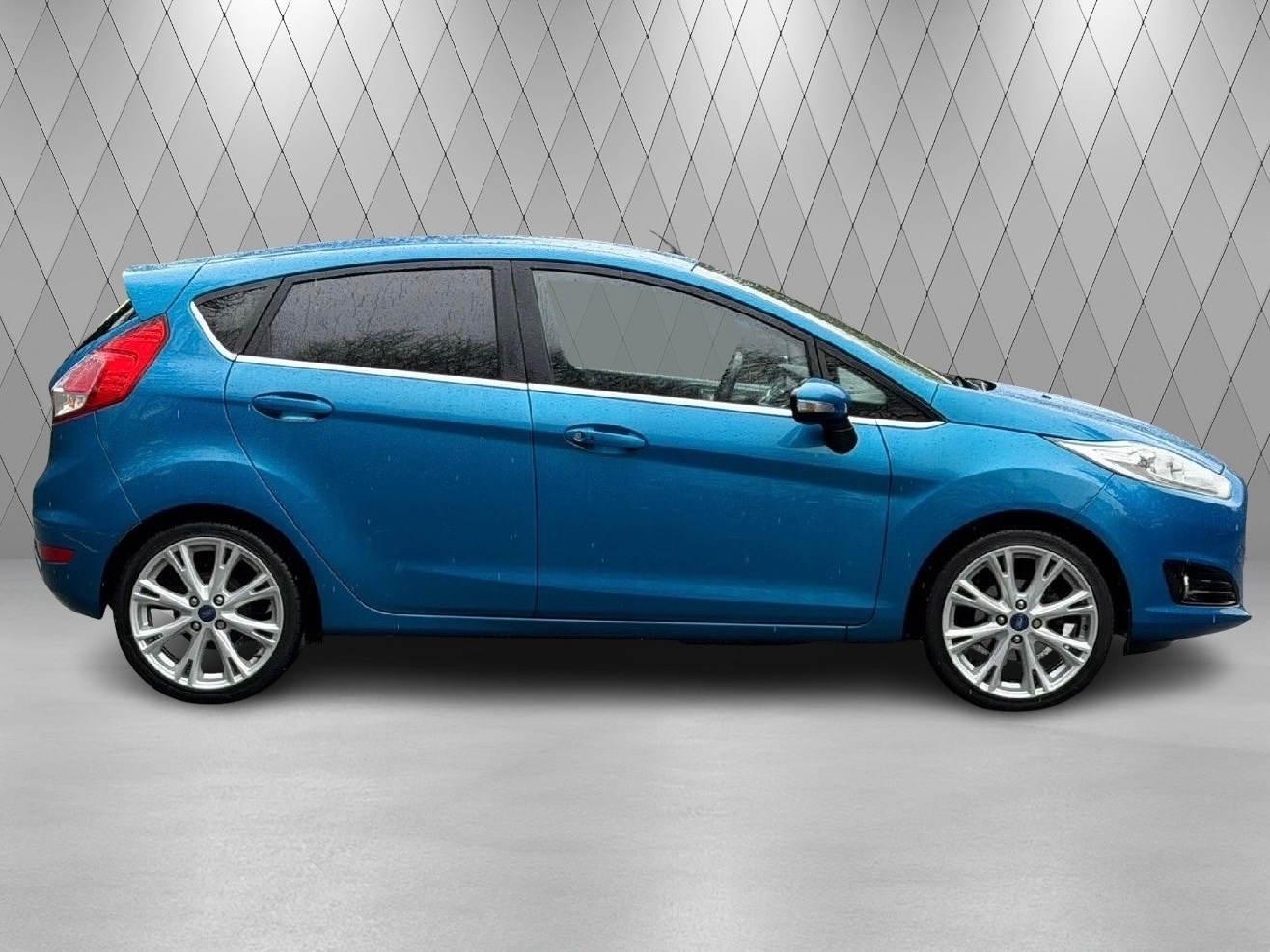 Used Ford Fiesta 2013 for sale - 77618438: Photo 6