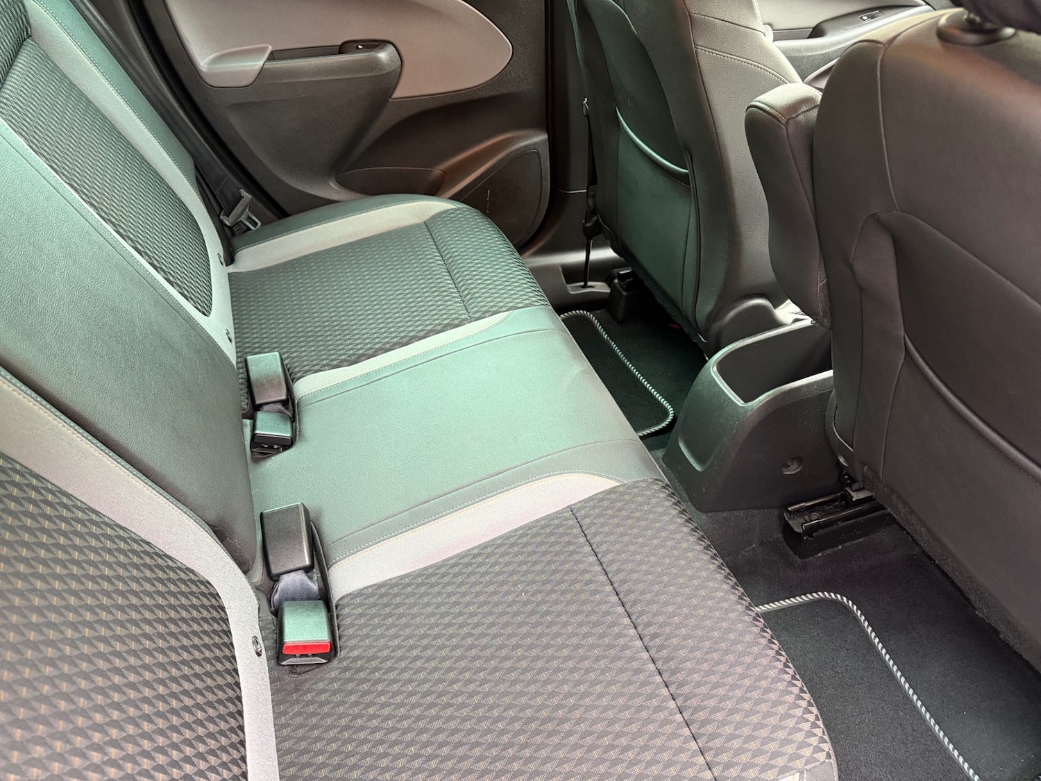 Used Vauxhall Crossland X 2018 for sale - 77462087: Photo 9