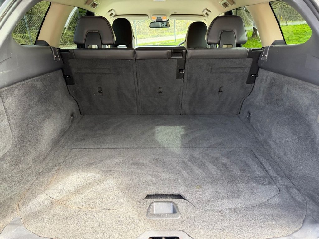 Used Volvo XC60 2012 for sale - 78030524: Photo 29