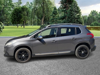 Used Peugeot 2008 2014 for sale - 79437854: Photo