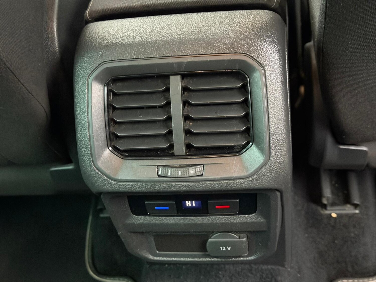 Used Volkswagen Tiguan 2017 for sale - 77462179: Photo 18