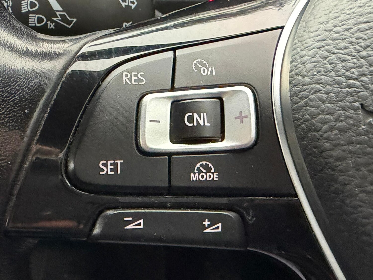 Used Volkswagen Tiguan 2017 for sale - 77462179: Photo 22