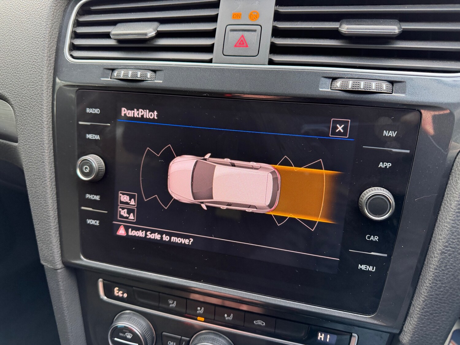 Used Volkswagen Golf 2019 for sale - 77462066: Photo 9