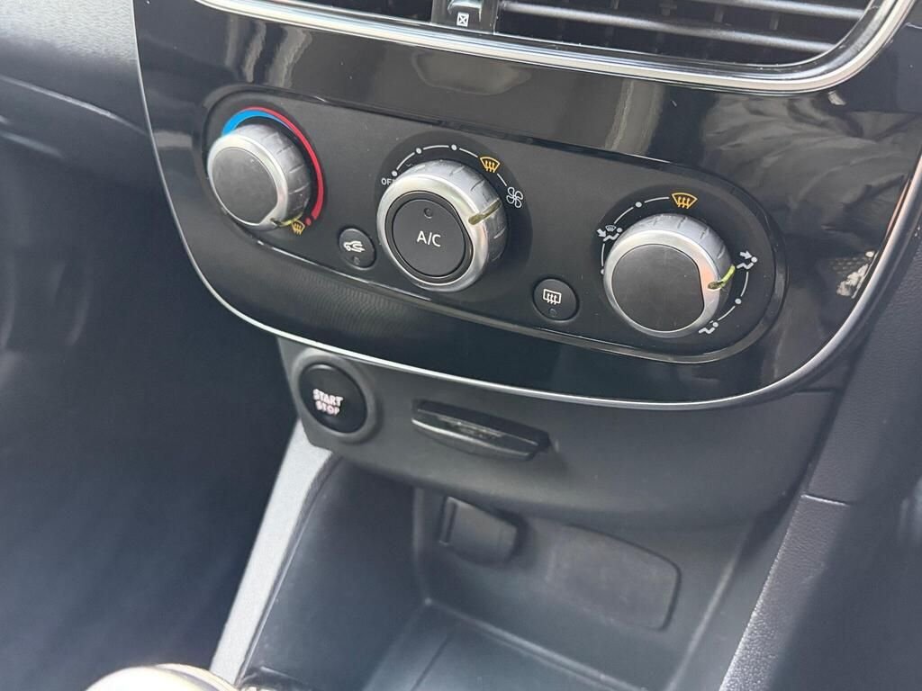 Used Renault Clio 2017 for sale - 77669085: Photo 25