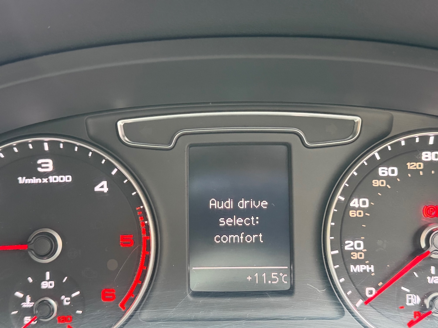 Used Audi Q3 2015 for sale - 77460010: Photo 21