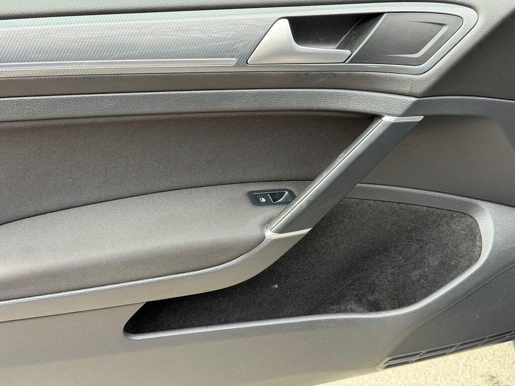 Used Volkswagen Golf 2018 for sale - 77669097: Photo 10