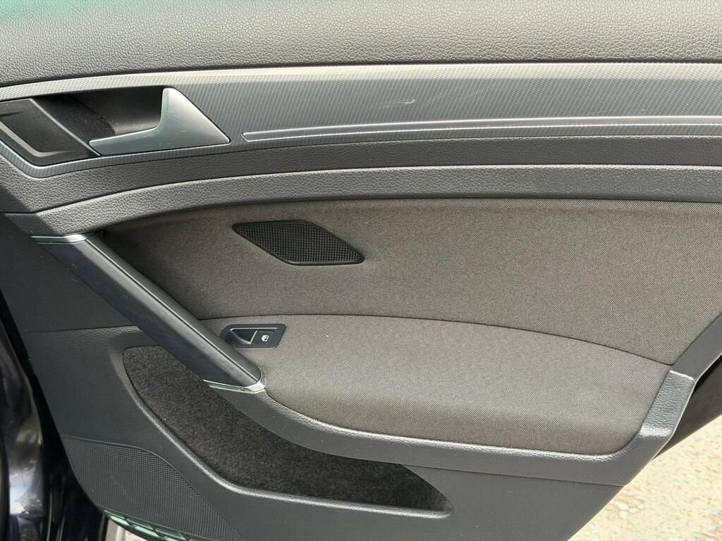 Used Volkswagen Golf 2018 for sale - 77669097: Photo 15