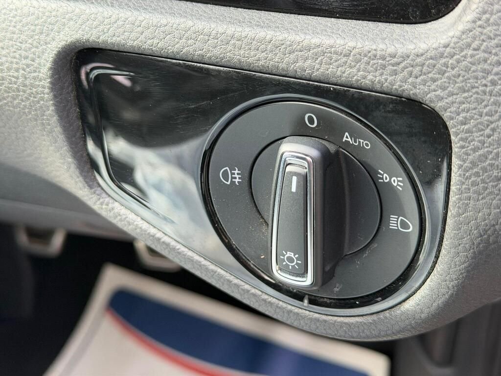 Used Volkswagen Golf 2018 for sale - 77669097: Photo 31