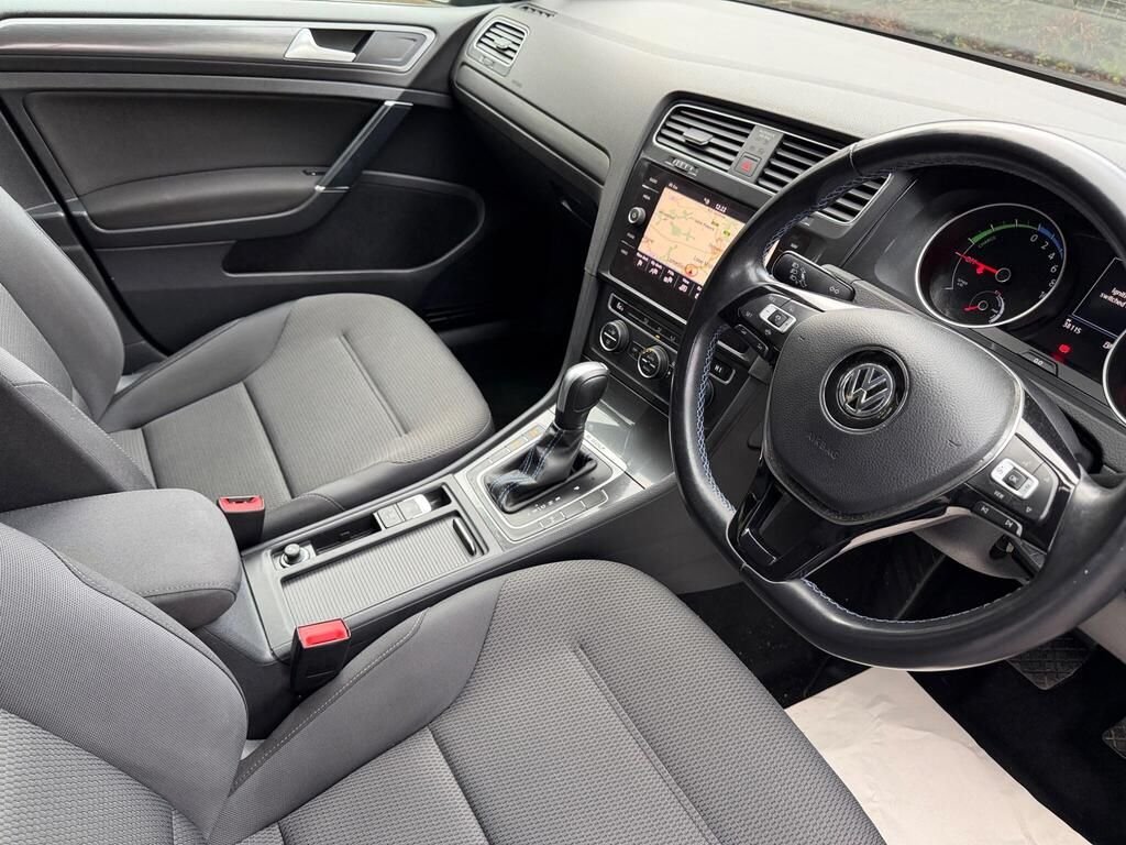 Used Volkswagen Golf 2019 for sale - 77669099: Photo 23