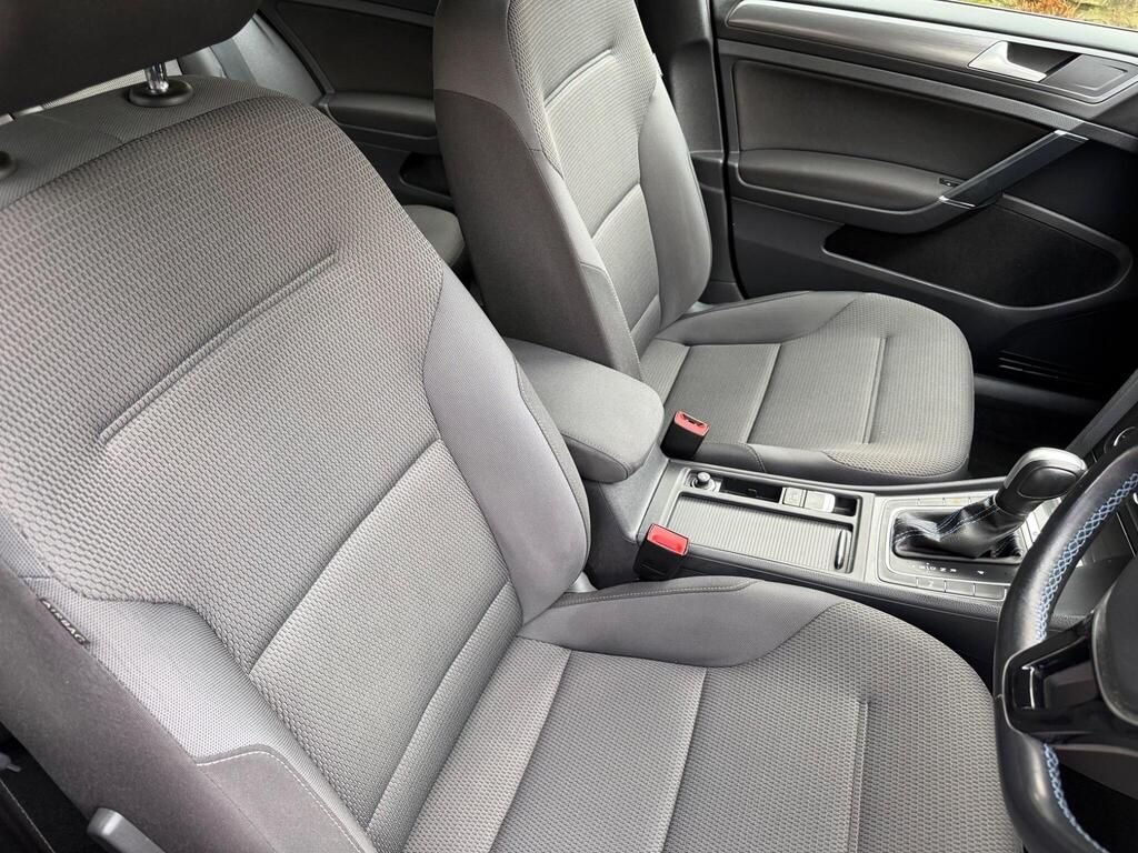 Used Volkswagen Golf 2019 for sale - 77669099: Photo 24