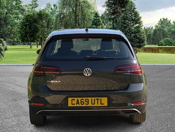 Used Volkswagen Golf 2020 for sale - 78487371: Photo
