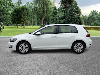 Used Volkswagen Golf 2020 for sale - 79805147: Photo