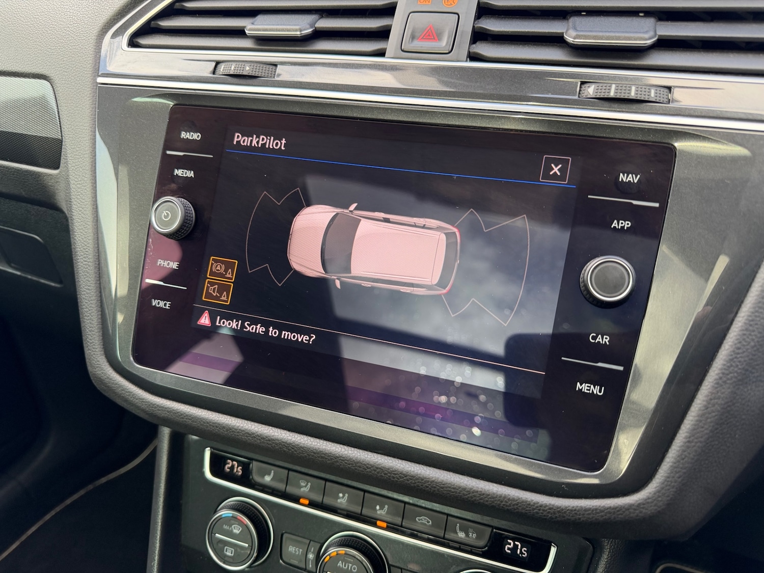 Used Volkswagen Tiguan 2018 for sale - 77504896: Photo 18