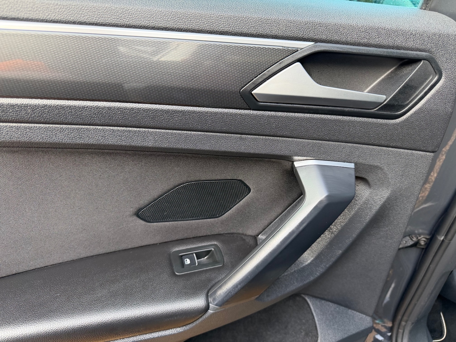 Used Volkswagen Tiguan 2018 for sale - 77504896: Photo 24