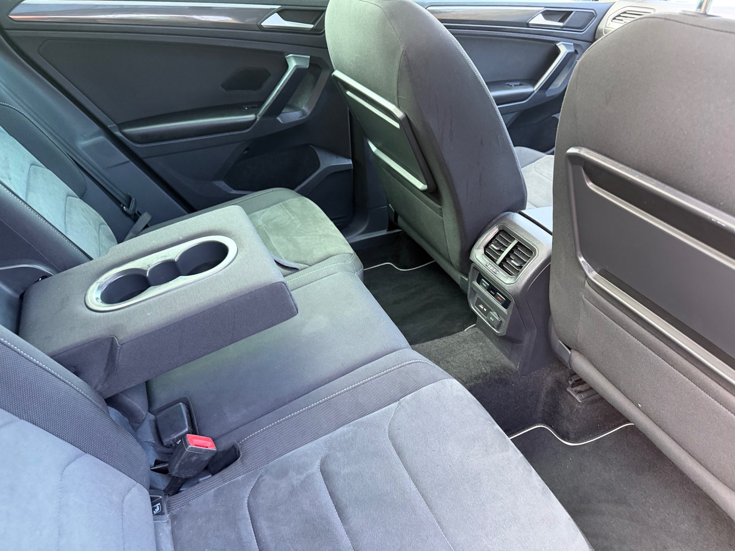 Used Volkswagen Tiguan 2018 for sale - 77504896: Photo 9