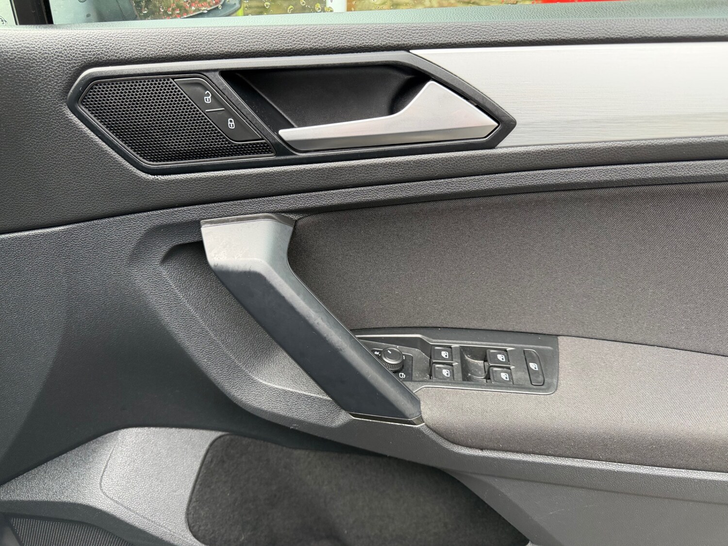 Used Volkswagen Tiguan 2018 for sale - 77461905: Photo 27