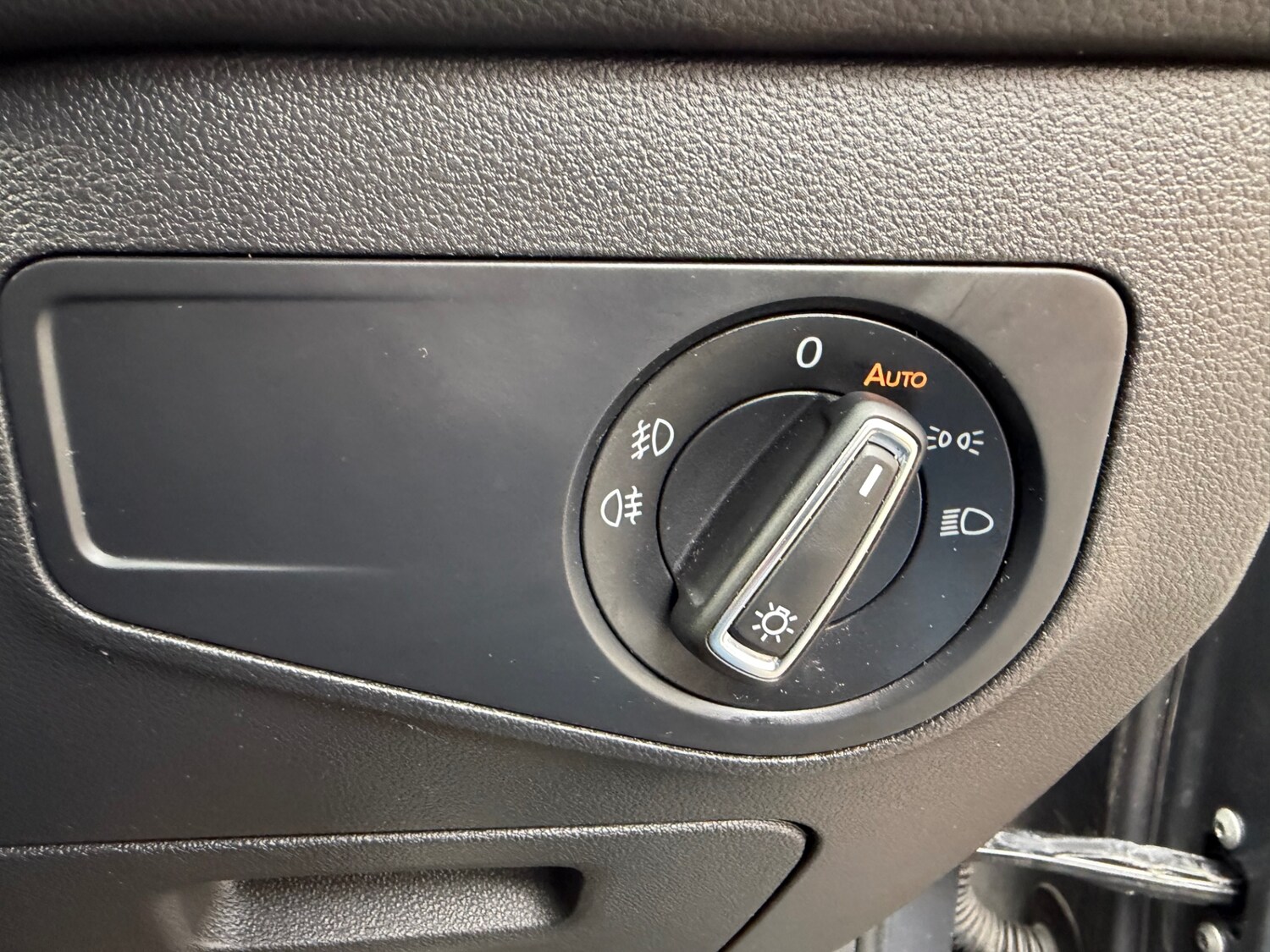 Used Volkswagen Tiguan 2018 for sale - 77461905: Photo 28