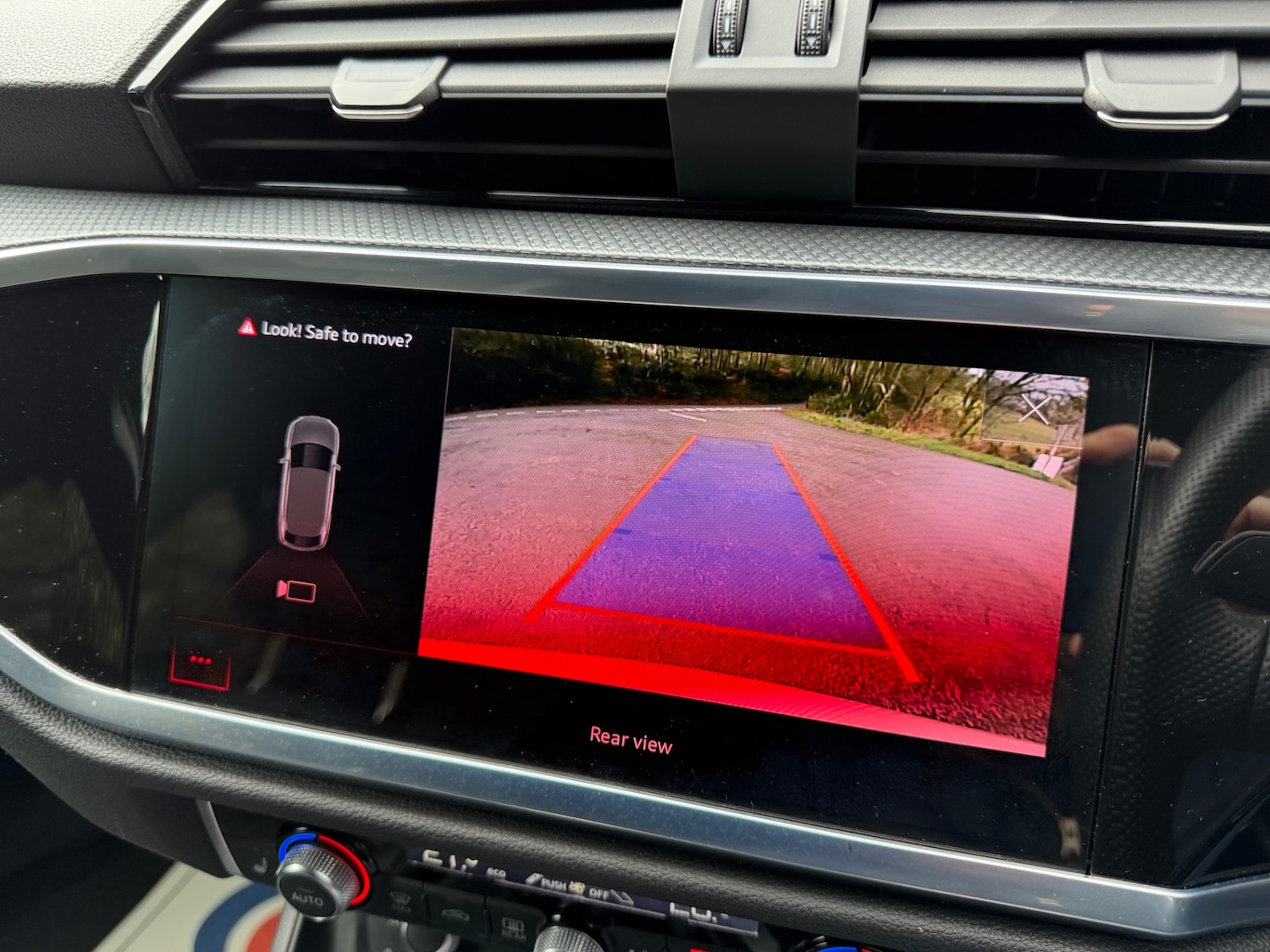 Used Audi Q3 2021 for sale - 77546104: Photo 16