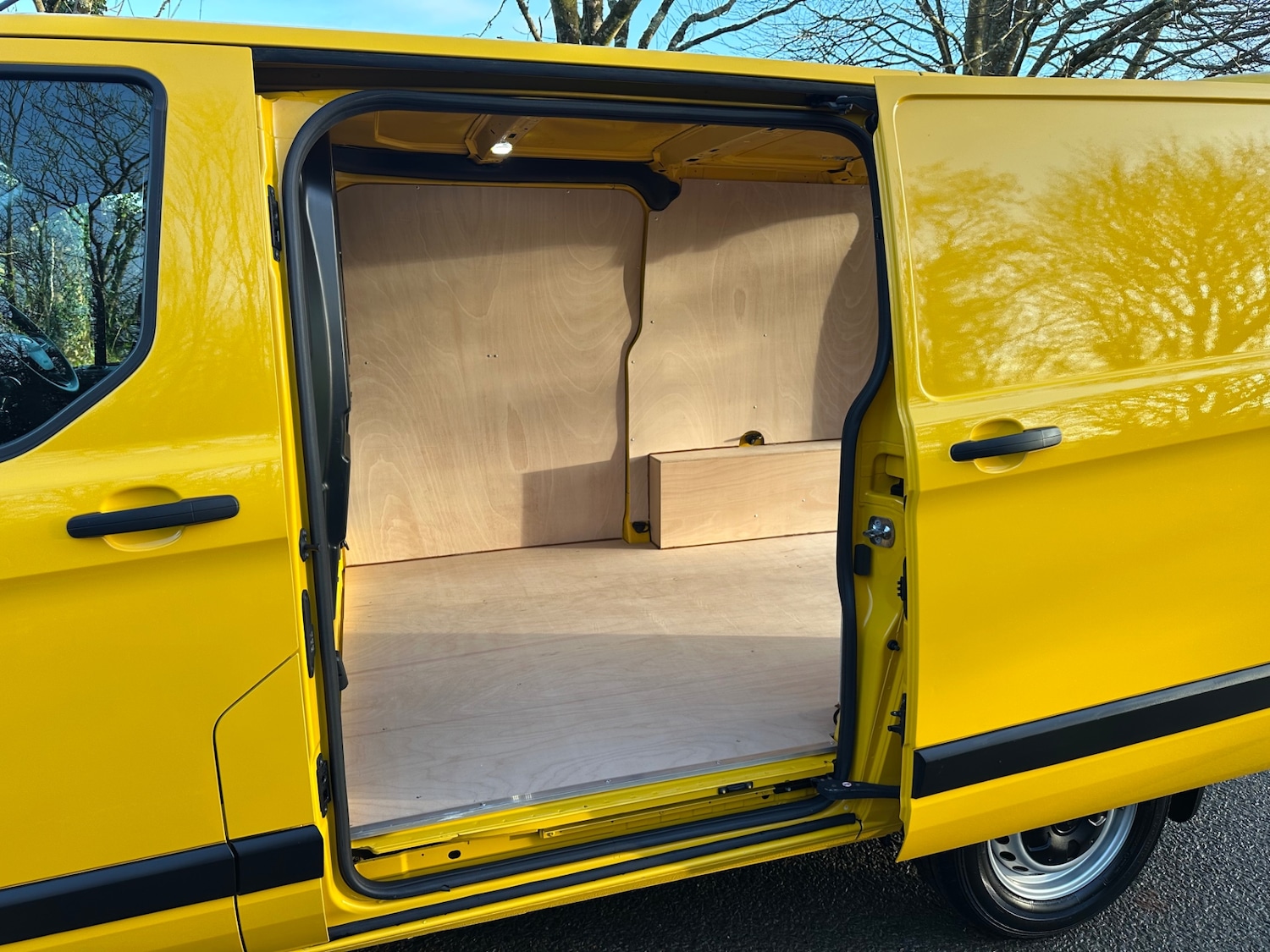 Used Ford Transit Custom 2020 for sale - 76652904: Photo 9