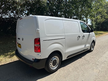 Used Vauxhall Vivaro 2023 for sale - 78077574: Photo