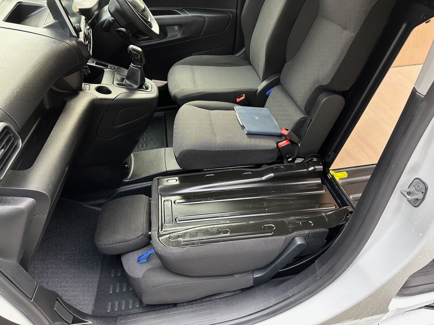 Used Peugeot Partner 2021 for sale - 76343937: Photo 11