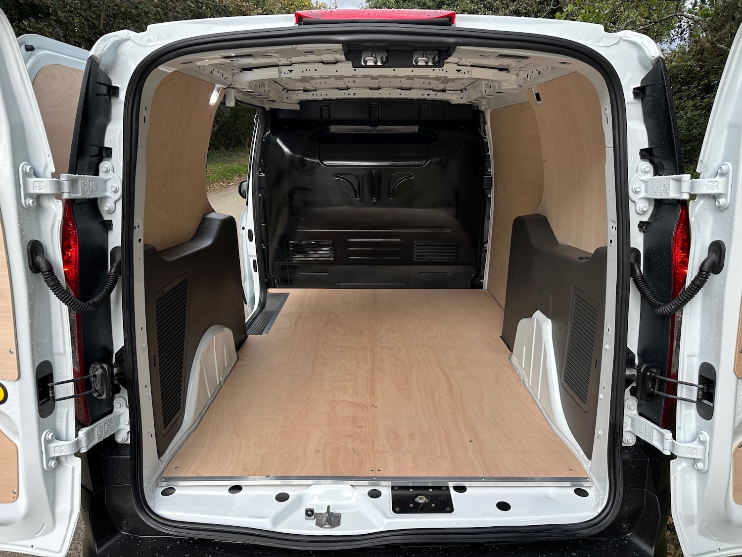 Used Ford Transit Connect 2020 for sale - 76196183: Photo 11