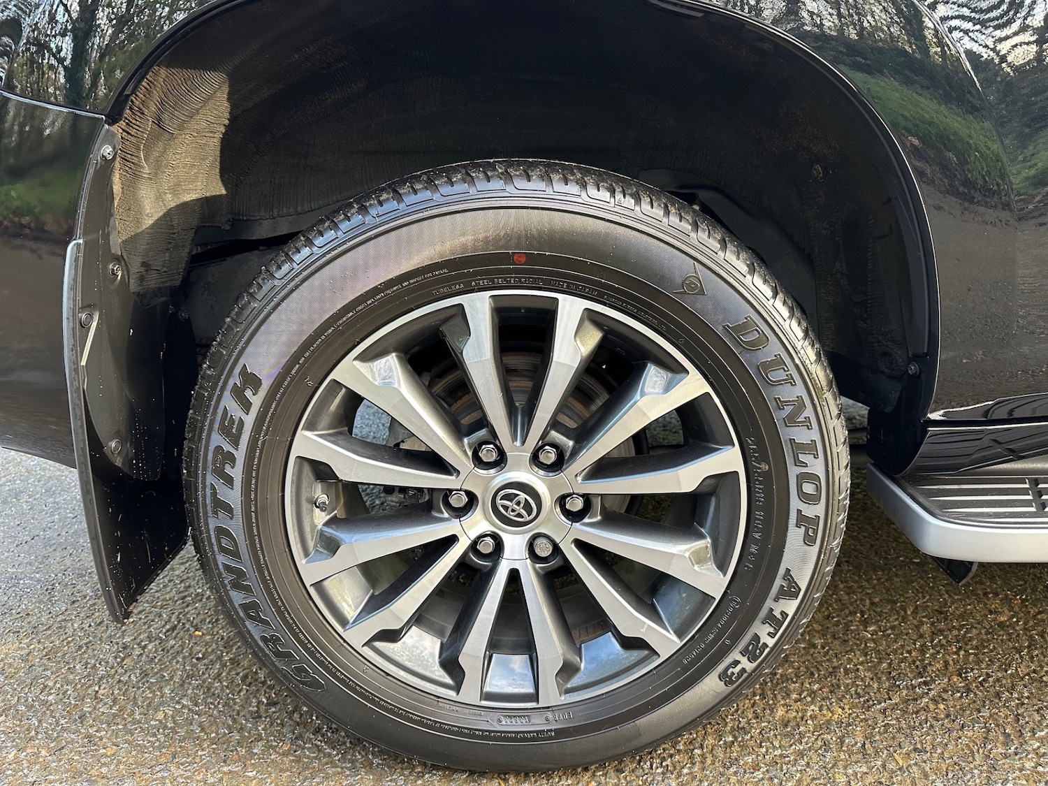 Used Toyota Land Cruiser 2023 for sale - 76519486: Photo 33