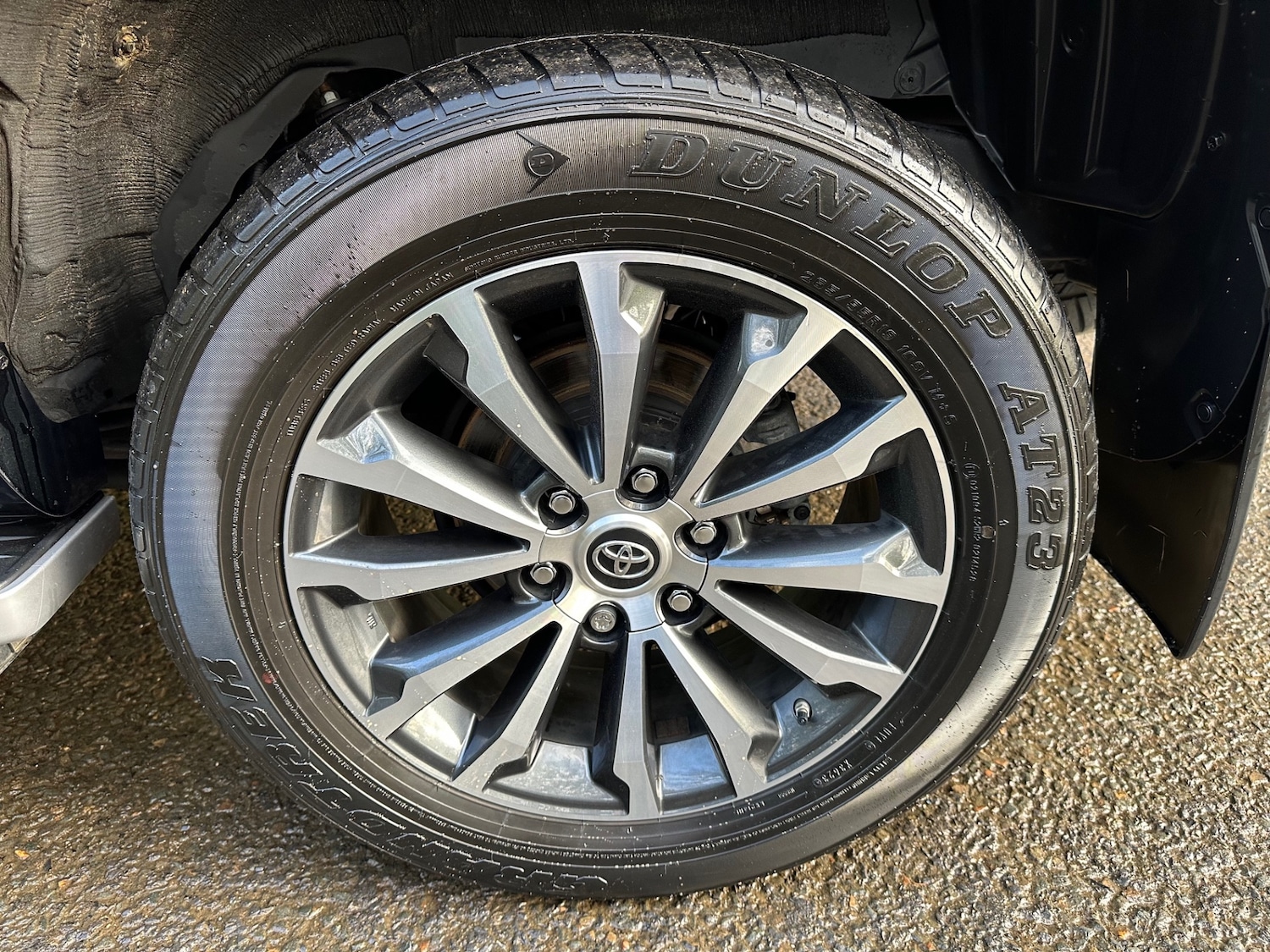 Used Toyota Land Cruiser 2023 for sale - 76519486: Photo 34