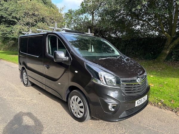 Used Vauxhall Vivaro 2016 for sale - 76130318: Photo 3