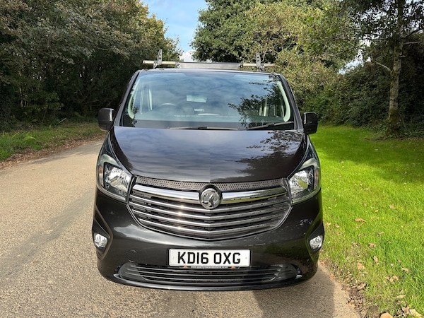 Used Vauxhall Vivaro 2016 for sale - 76130318: Photo 5