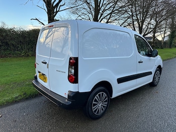 Used Peugeot Partner 2017 for sale - 76650278: Photo