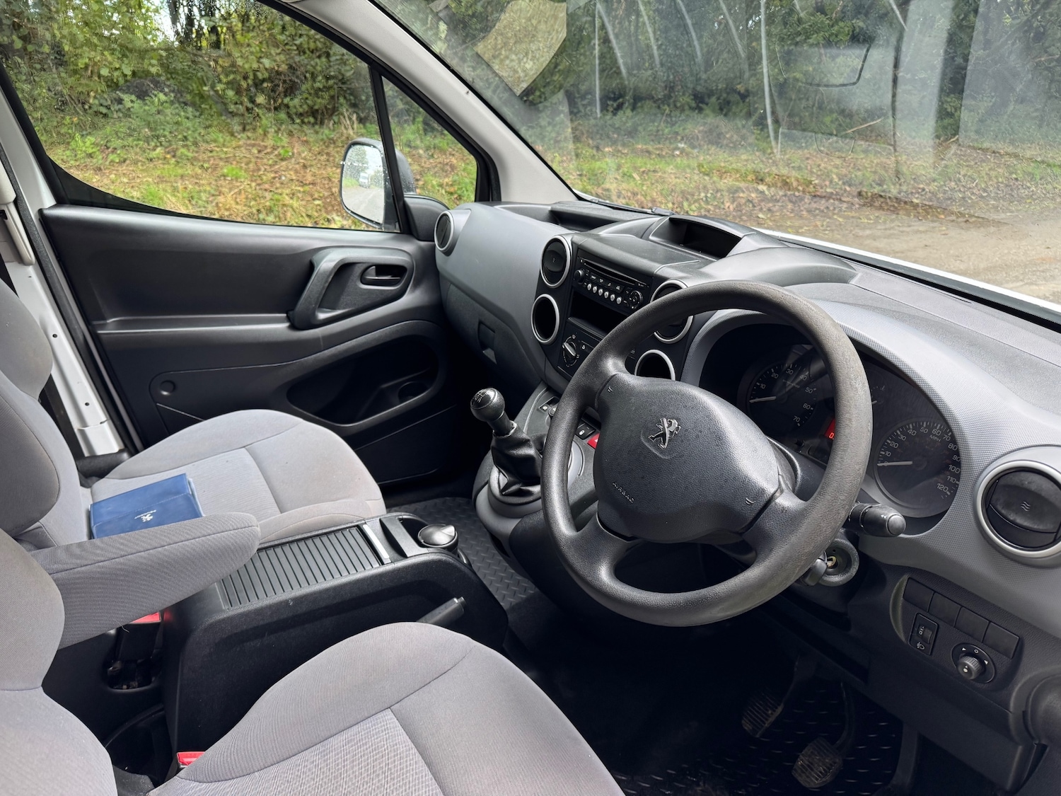 Used Peugeot Partner 2014 for sale - 76023168: Photo 6