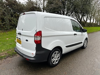 Used Ford Transit Courier 2021 for sale - 76879771: Photo