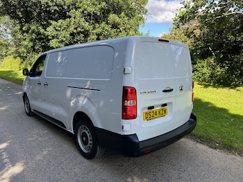 Used Vauxhall Vivaro 2024 for sale - 75121565: Photo