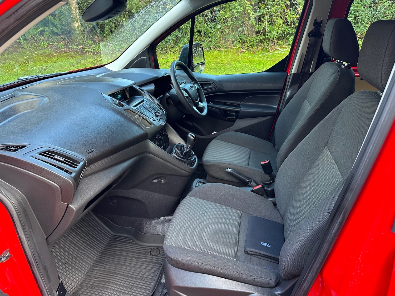 Used Ford Transit Connect 2016 for sale - 76649995: Photo 8