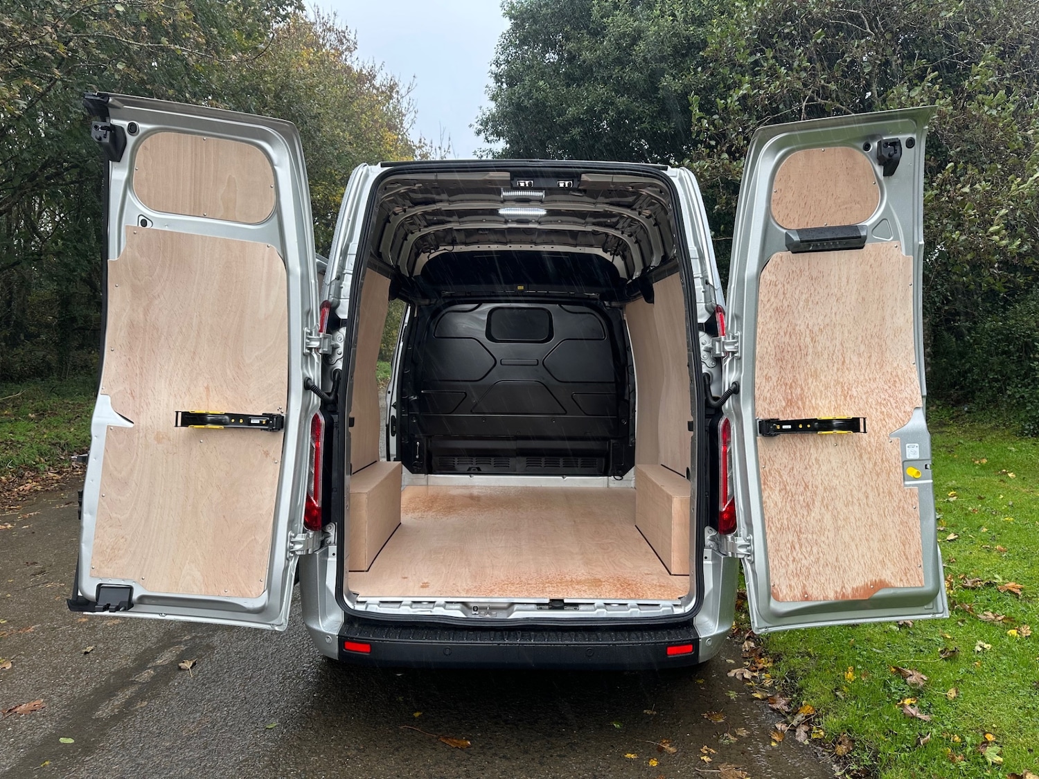 Used Ford Transit Custom 2021 for sale - 76322083: Photo 10