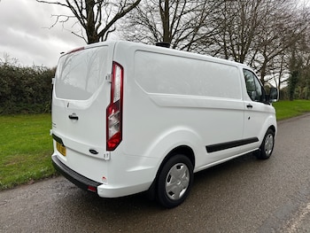Used Ford Transit Custom 2019 for sale - 76905156: Photo