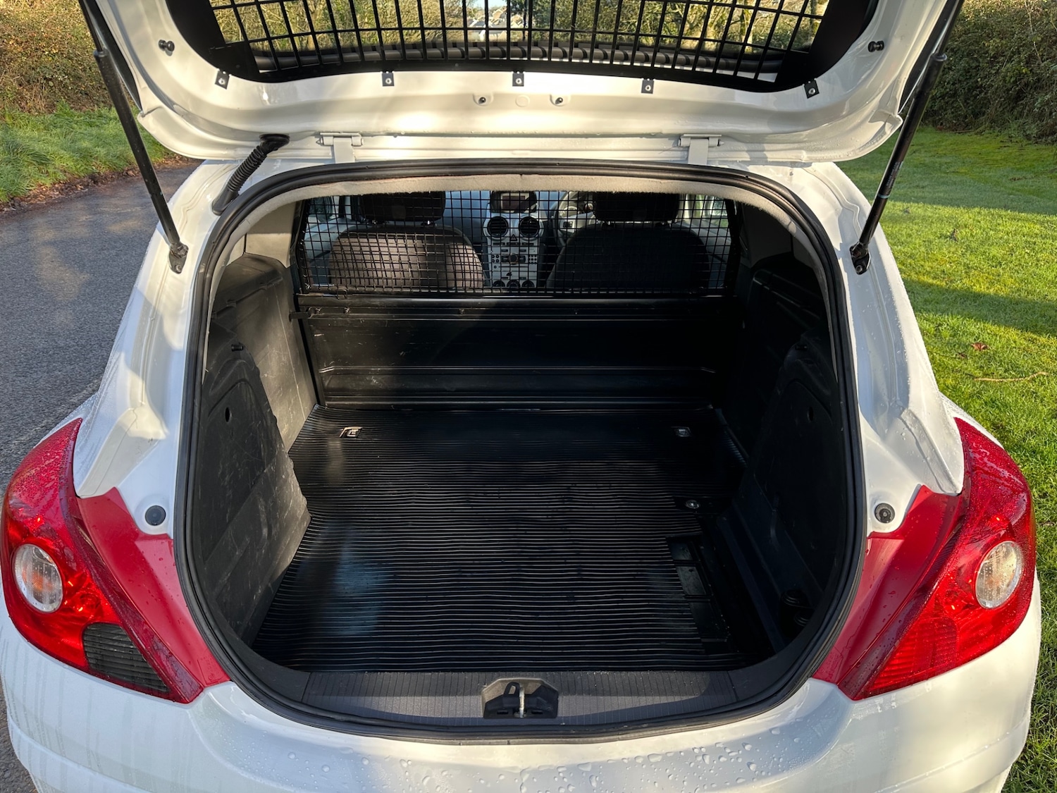 Used Vauxhall Corsa 2015 for sale - 76933061: Photo 9