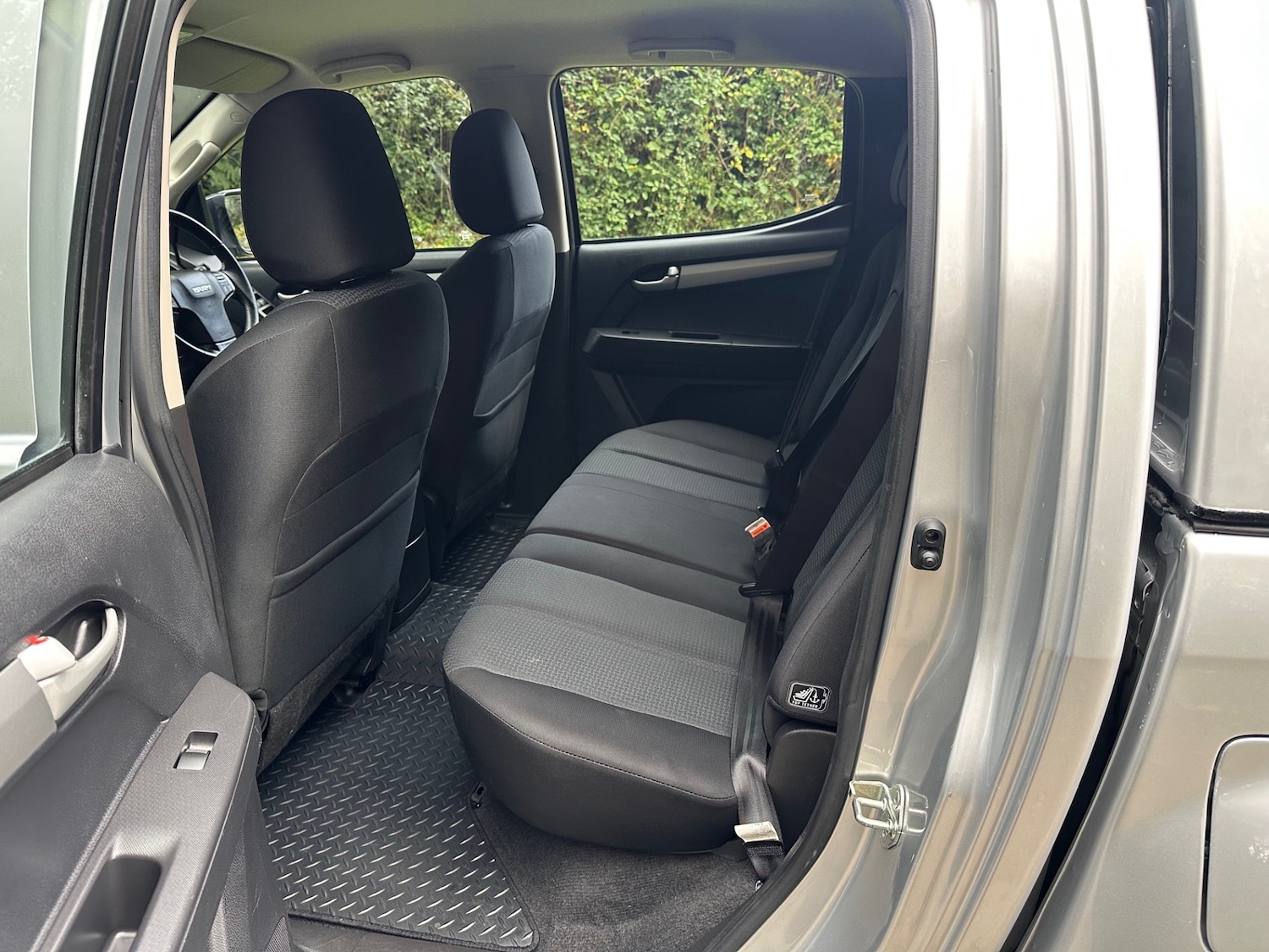 Used Isuzu D-Max 2015 for sale - 76403187: Photo 9