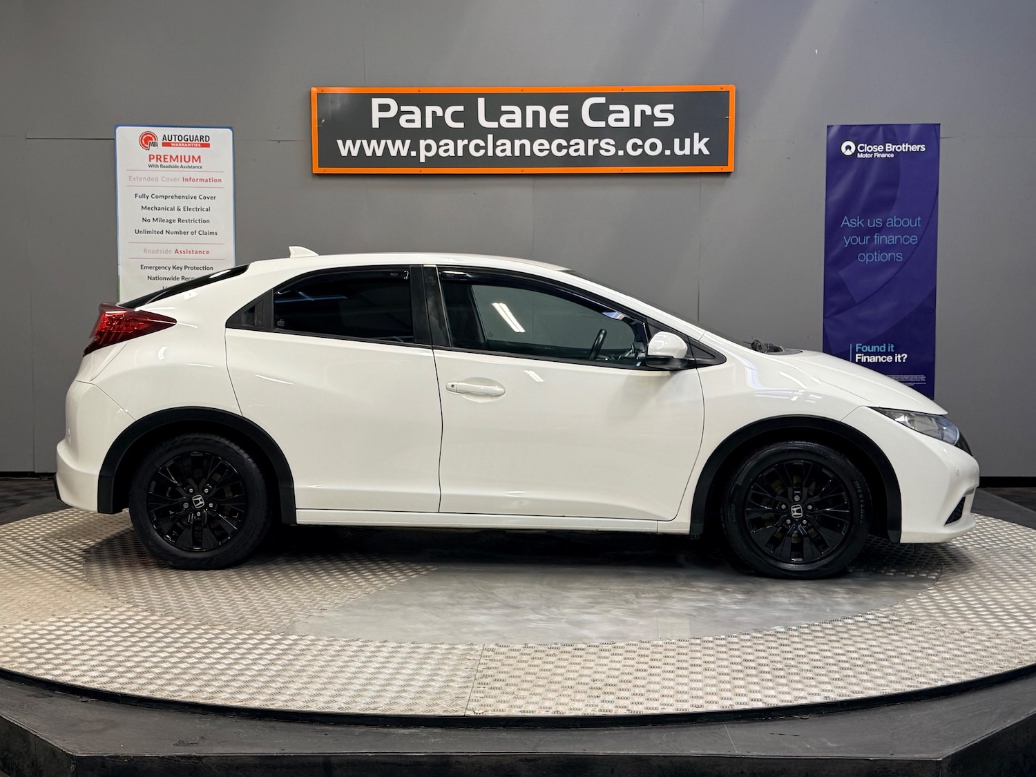 Used Honda Civic 2014 for sale - 76706678: Photo 10