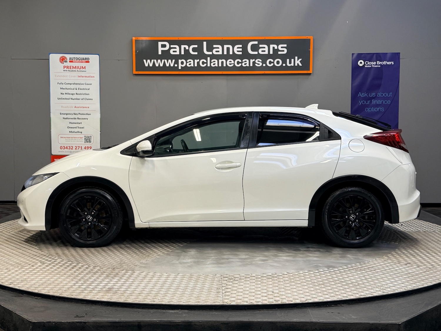 Used Honda Civic 2014 for sale - 76706678: Photo 6