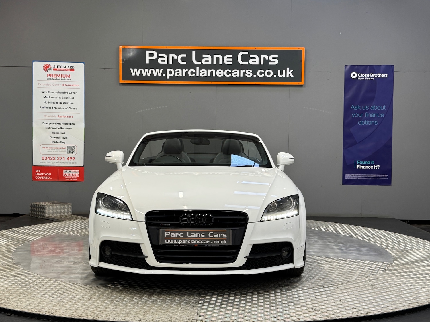 Used Audi TT 2013 for sale - 76697849: Photo 17