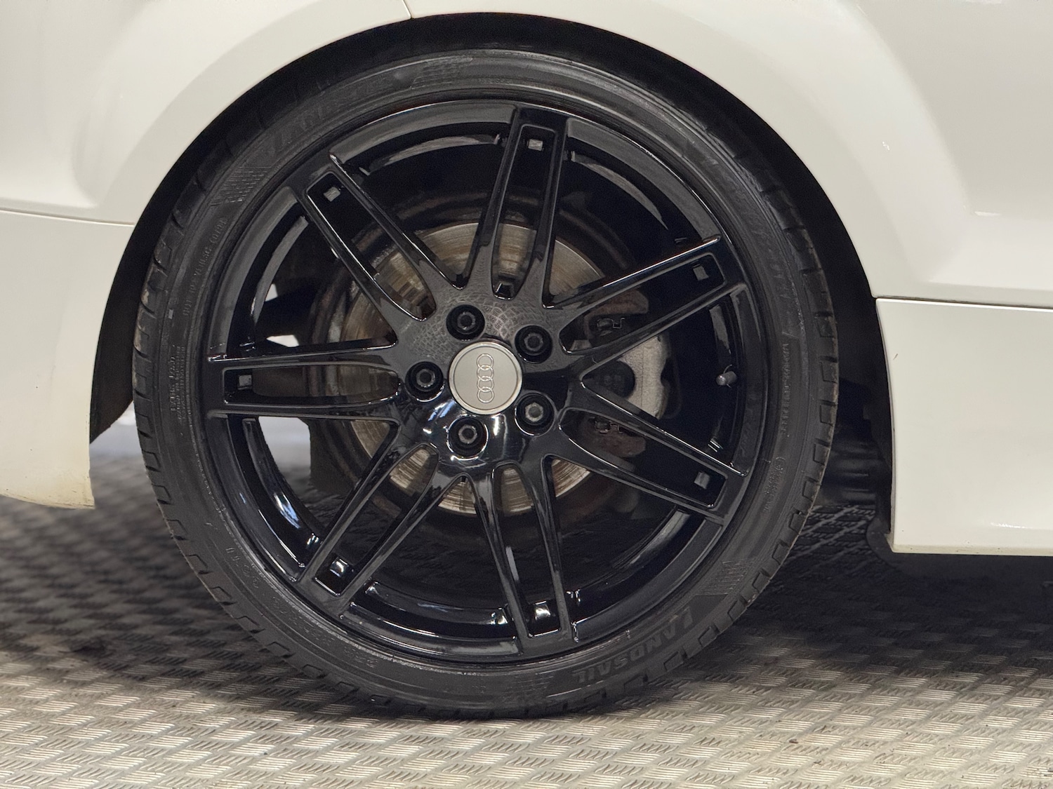 Used Audi TT 2013 for sale - 76697849: Photo 18