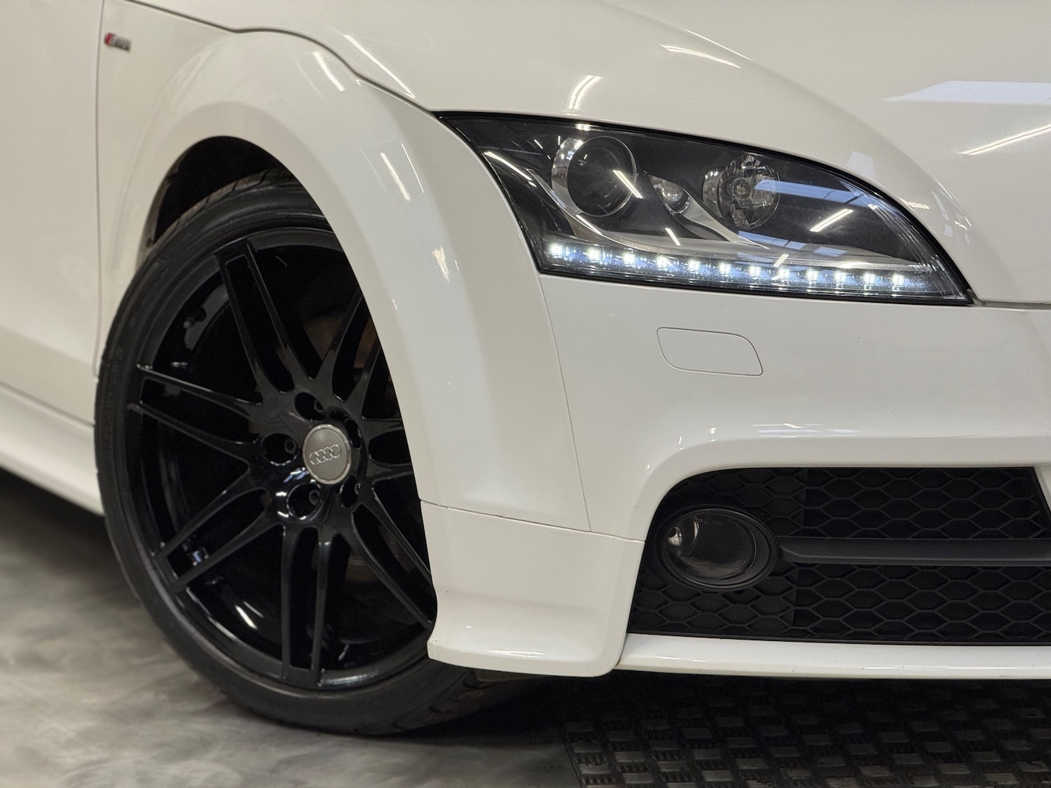 Used Audi TT 2013 for sale - 76697849: Photo 19