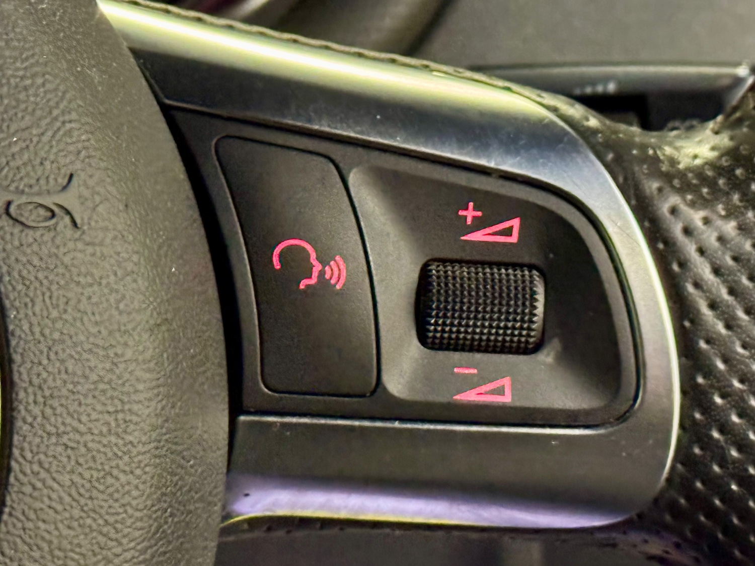 Used Audi TT 2013 for sale - 76697849: Photo 27